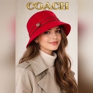 COACH Vintage Womans Red Wool Turnlock Bucket Hat M/L